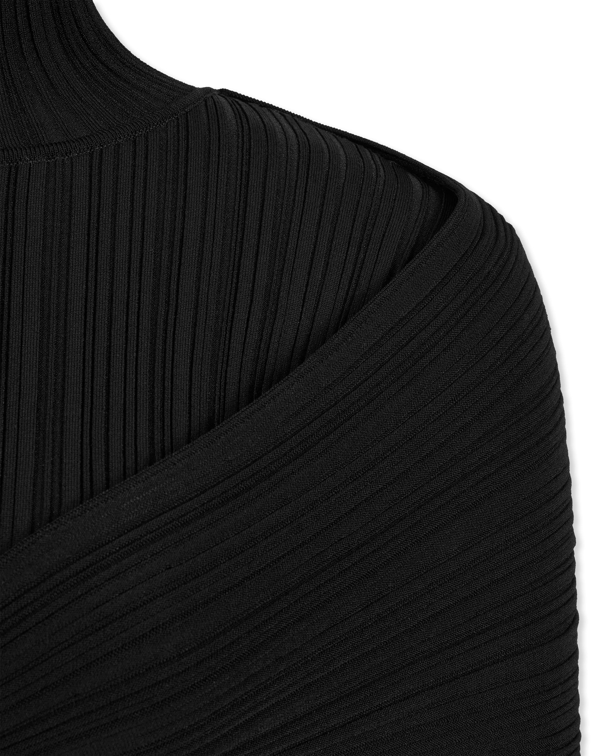 Criss Cross Pleated Knit Maxi Dress