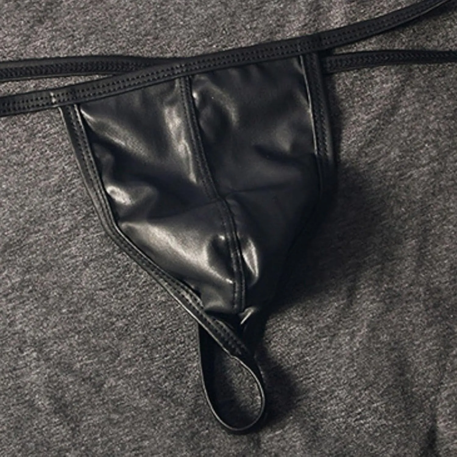 Leather Thongs for Men Sexy T-Back G-String Underwear Low Rise Panties Party Club Briefs Underpants Lingerie