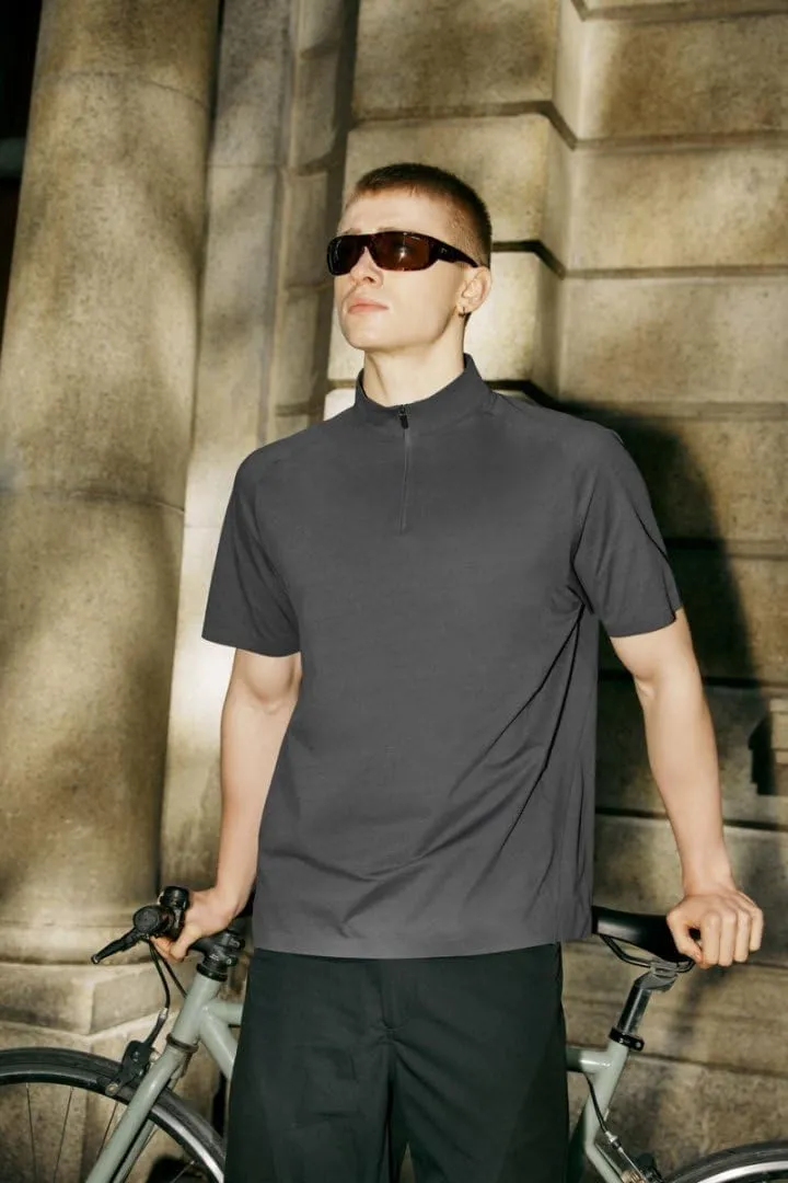 Men's Half-Zip UPF 50  Quick-Dry Workout Shirt | Moisture-Wicking, Breathable, Lightweight Cool-Touch