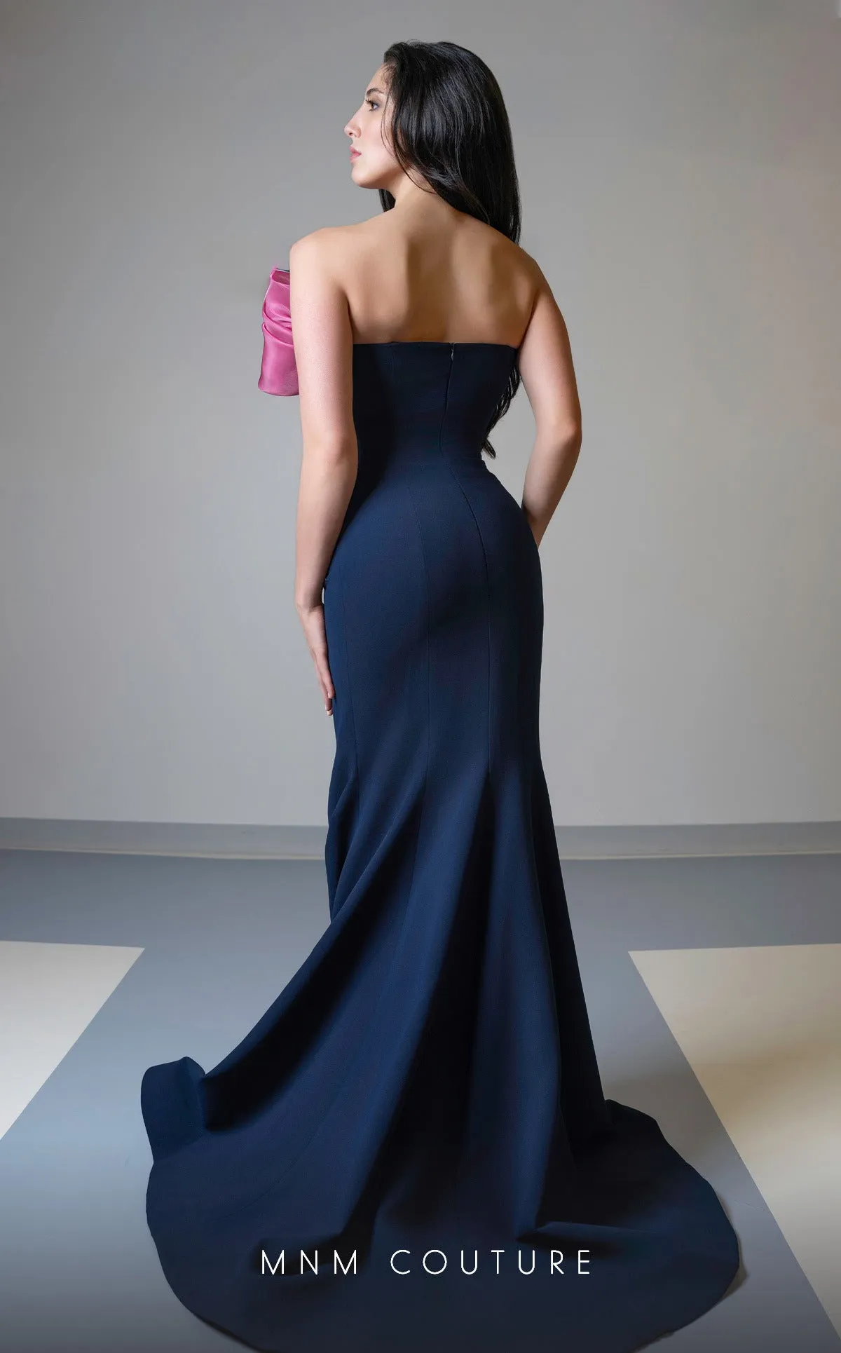 MNM Couture V07514 : Sweetheart Mermaid Gown with Organza Bow